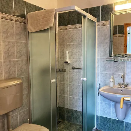 Inn Ginti Panzió, őrség *